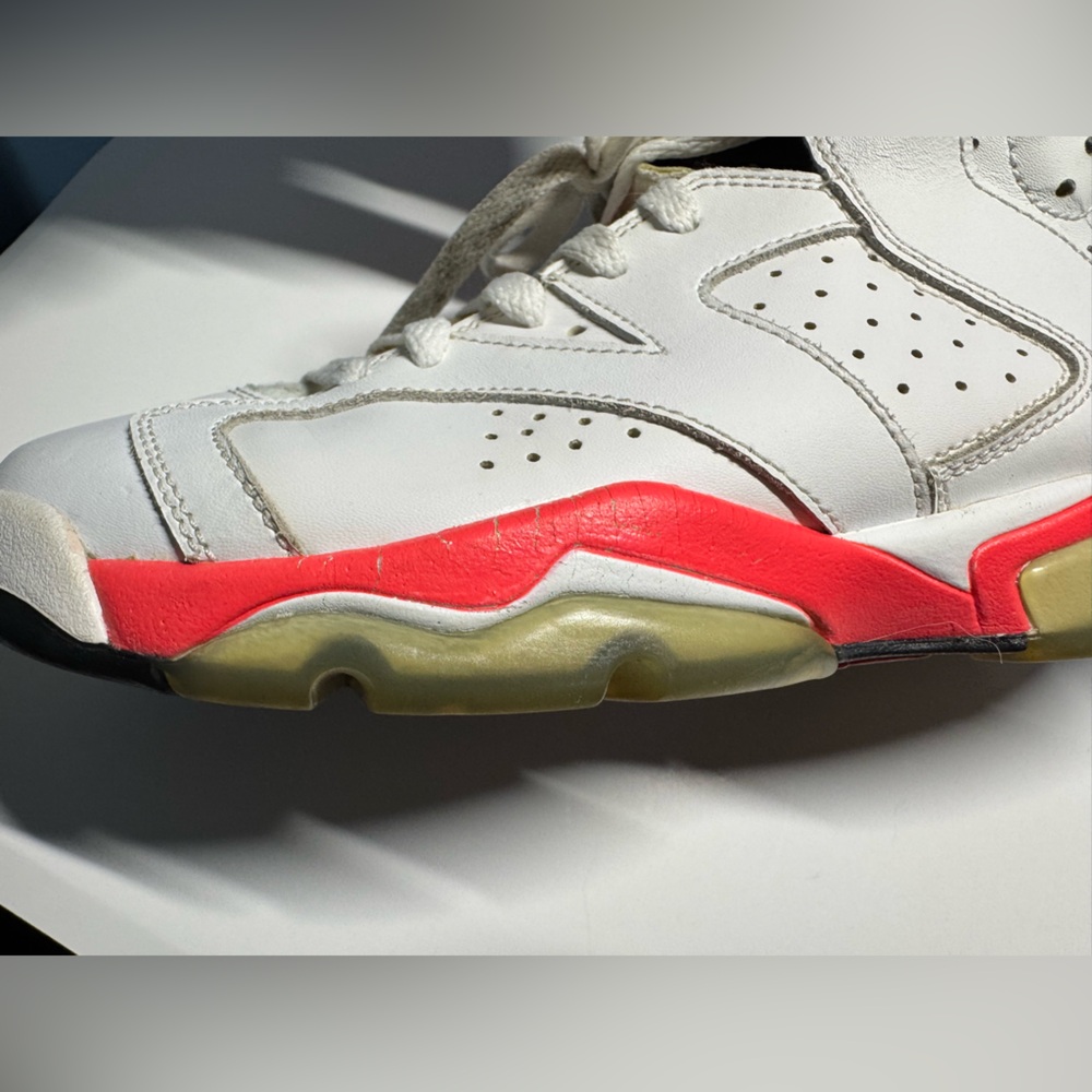 Air Jordan 6 retro white infrared sneakers, 6Y - Picture 12 of 14